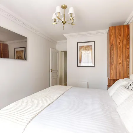 Stunning 2 Bedroom At Montparnasse Appartamento *